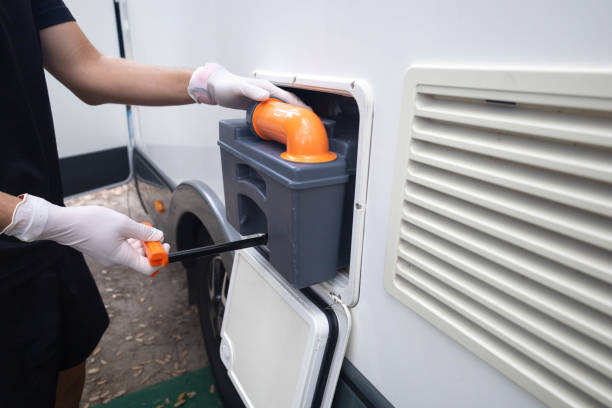 Best High-end porta potty rental  in Country Clu, MO